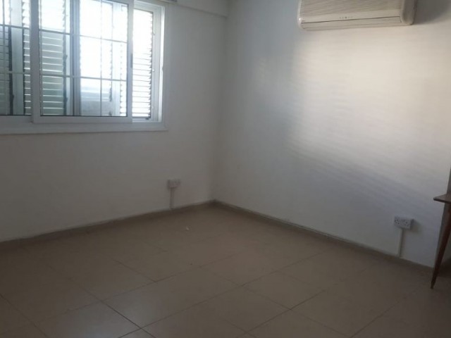 Flat To Rent in Köşklüçiftlik, Nicosia