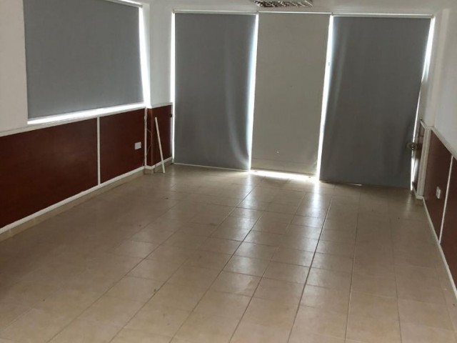 Yenikent'de Sende Katlı 55m2 Kiralık Dükkan