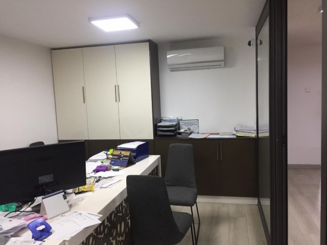 Girne Karaoğlanoğlu Lemar Karşısı 180m2  Kiralık Lux  Dükkan / İşyeri / Ofis