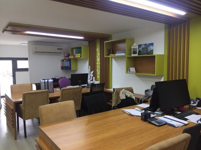 Girne Karaoğlanoğlu Lemar Karşısı 180m2  Kiralık Lux  Dükkan / İşyeri / Ofis