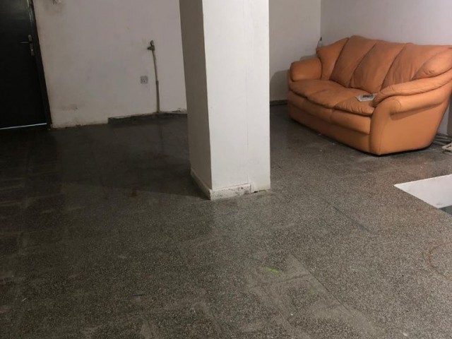 Dereboyu'nun  En Muhteşem Lokasyonunda Sende Katlı Kiralık Dükkan 