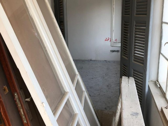 Shop To Rent in Köşklüçiftlik, Nicosia