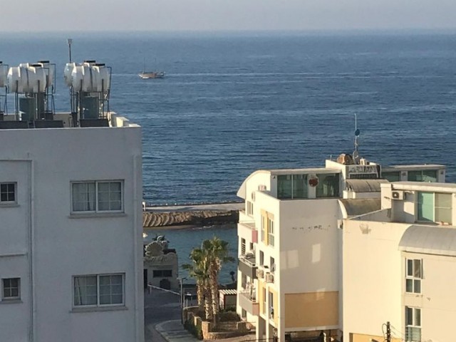 Girne Kaşgar'da 3+1 Eşyalı Dağ Deniz Manzaralı Kiralık Daire 