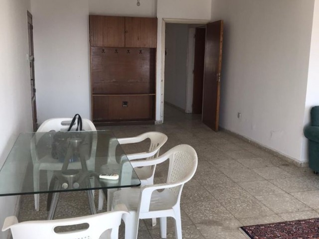 Girne Kaşgar'da 3+1 Eşyalı Dağ Deniz Manzaralı Kiralık Daire 