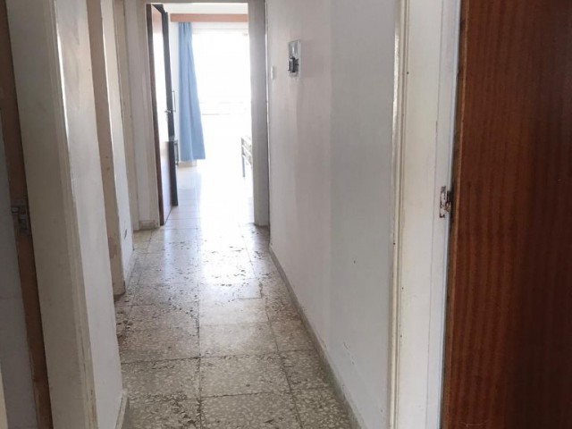 Girne Kaşgar'da 3+1 Eşyalı Dağ Deniz Manzaralı Kiralık Daire 