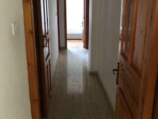 Flat To Rent in Kumsal, Nicosia