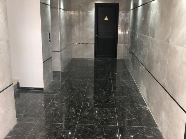 Penthouse For Sale in Küçük Kaymaklı, Nicosia