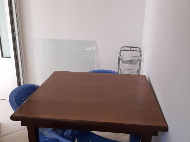 Gönyeli'de Eşyalı 3+1 Kiralık Daire