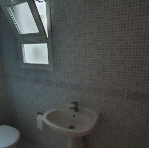 Flat To Rent in Girne Merkez, Kyrenia