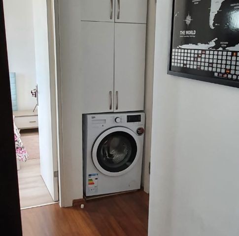 Merkezi Konum, Ofis  veya Konut - Sakin Apartmanda   2+1 Daire -Vergileri Ödenmiş