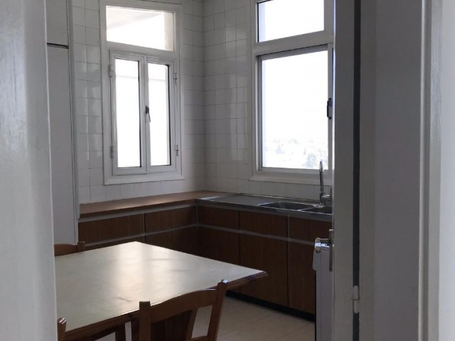 Super location in Ortakoy, clean, spacious, newly furnished, 4 + 1 250m2 rental apartment with MONTHLY PAYMENT for rent! Jul!! (The Ad is Up to Date) ** 