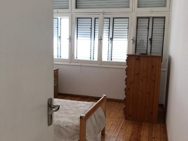 Super location in Ortakoy, clean, spacious, newly furnished, 4 + 1 250m2 rental apartment with MONTHLY PAYMENT for rent! Jul!! (The Ad is Up to Date) ** 