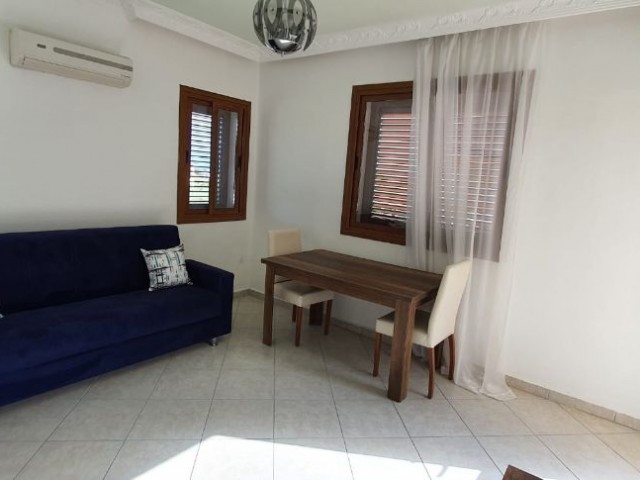 Flat To Rent in Karaoğlanoğlu, Kyrenia