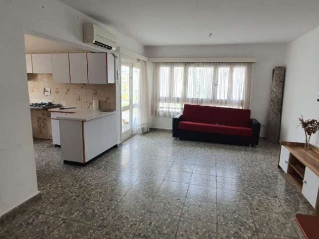 Flat To Rent in Girne Merkez, Kyrenia