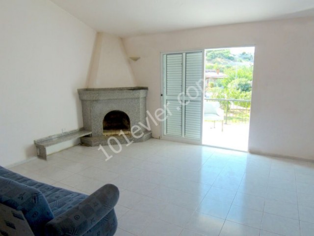 Detached House For Sale in Çatalköy, Kyrenia