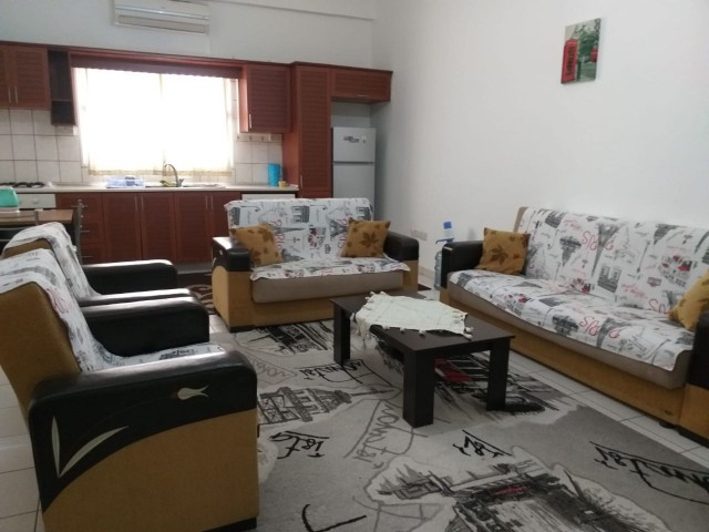 Küçükkaymaklı'da Full Eşyalı Kiralık 2+1 Daire