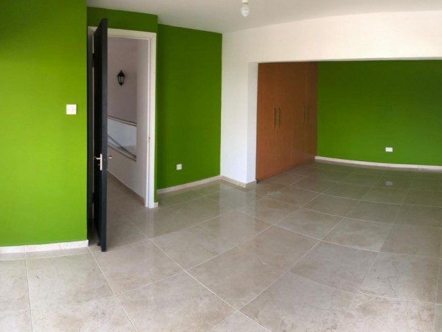 Office To Rent in Köşklüçiftlik, Nicosia