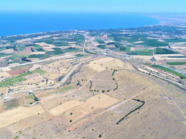 Grundstücke zum Verkauf in Lefke, Cengizköy mit herrlichem Meerblick ** 