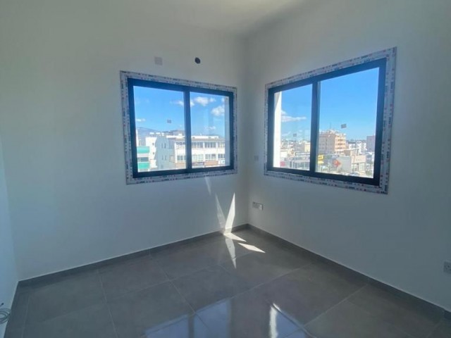 Yenikent te super Aussicht, 2 + 1 Penthouse-Wohnung ** 