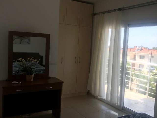 Alsancak'ta Özel Havuzlu Kiralık 4+1 Villa 