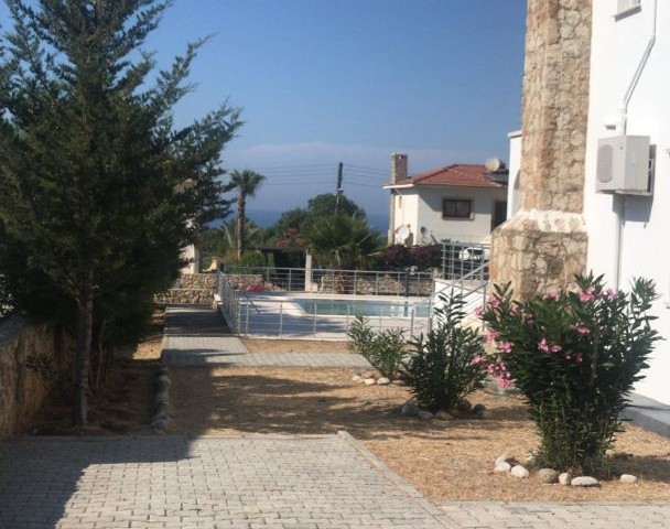 4 +1 Villa for Rent with Private Pool in Alsancak ** 