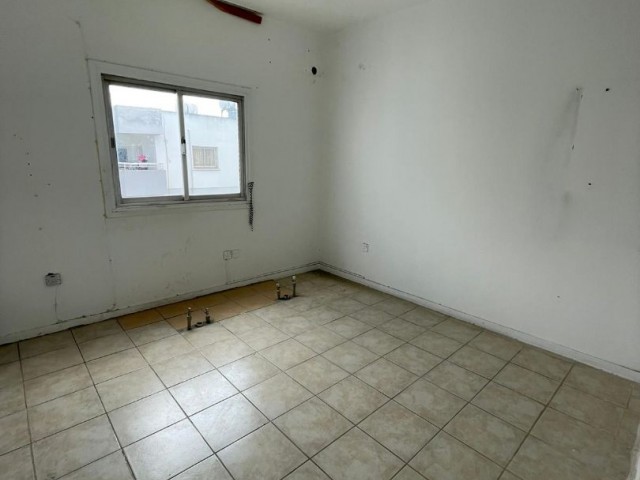 Office To Rent in Köşklüçiftlik, Nicosia