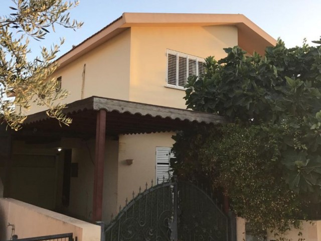 Yenikent'te Kiralık Lüx 3+1 Villa 