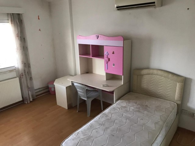 Yenikent'te Kiralık Lüx 3+1 Villa 