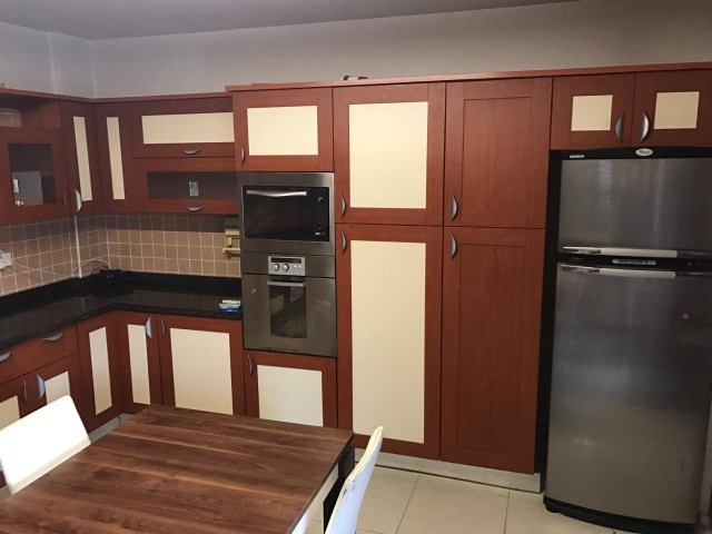 Yenikent'te Kiralık Lüx 3+1 Villa 