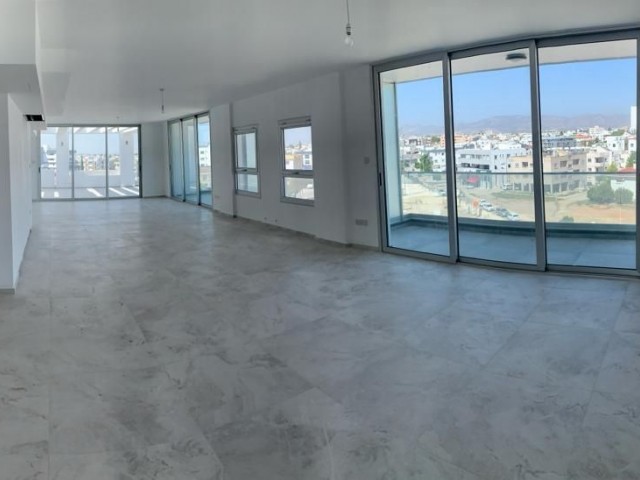 Luxury Penthouse Apartment for Sale in Yenikent 4+2 ** 