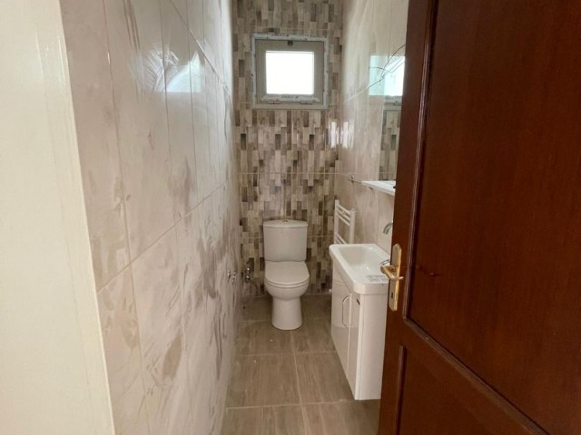 Detached House For Sale in Küçük Kaymaklı, Nicosia