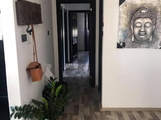 Fully Renovated 3+1 Flat for Sale in Yenişehir ** 