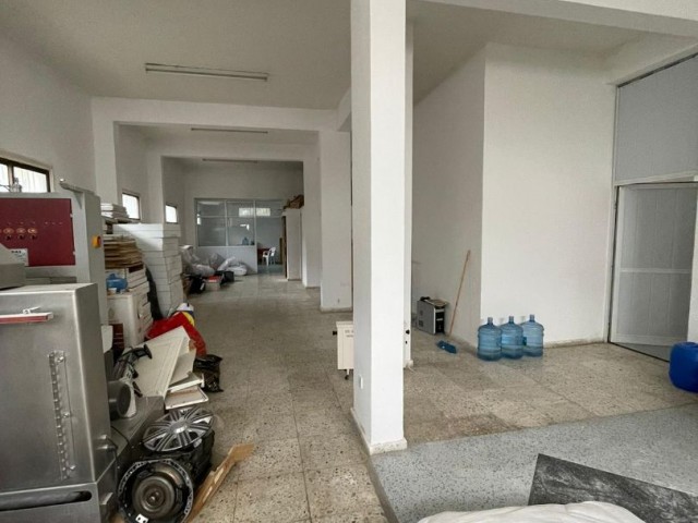 For Rent Office/Warehouse in Küçükkaymaklı, Nicosia ** 