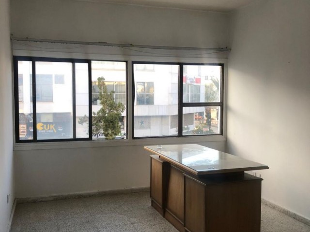 Office For Sale in Küçük Kaymaklı, Nicosia