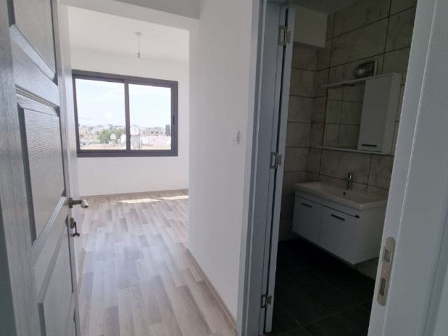 Lefkoşa Küçük Kaymaklı'da Satılık 3+1  Penthouse