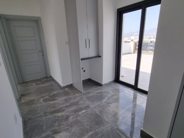 Lefkoşa Küçük Kaymaklı'da Satılık 3+1  Penthouse