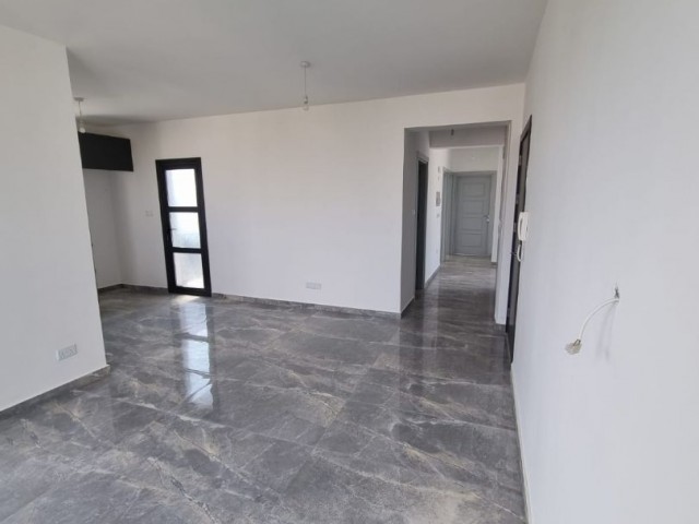 Lefkoşa Küçük Kaymaklı'da Satılık 3+1  Penthouse