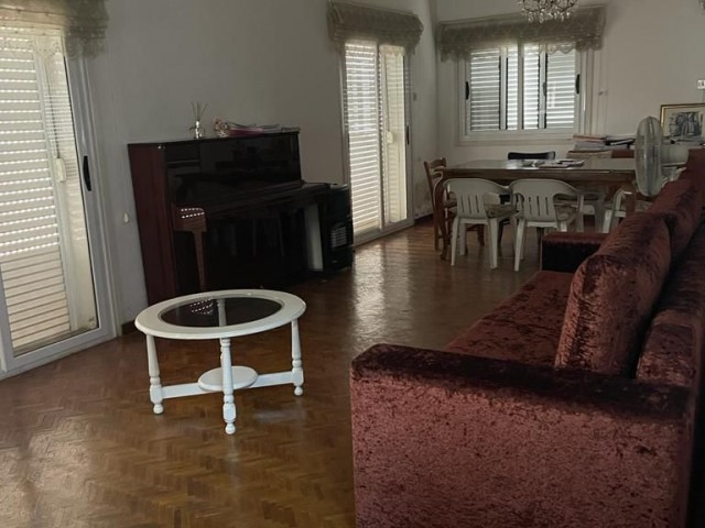 3+1 Detached House for Rent in Köşklüçiftlik Suitable for Office / Clinic / Workplace Use ** 