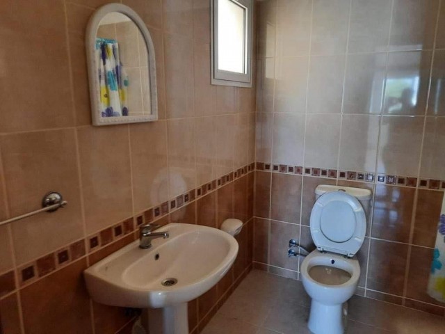 Gönyeli'de Merkezi Konumda Satılık 3+1 Penthouse