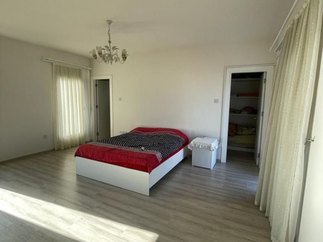 3+1 Detached Villa with Garden with Turkish Title for Sale in Kyrenia-Bosphorus- Area Available for Pool Construction ** 