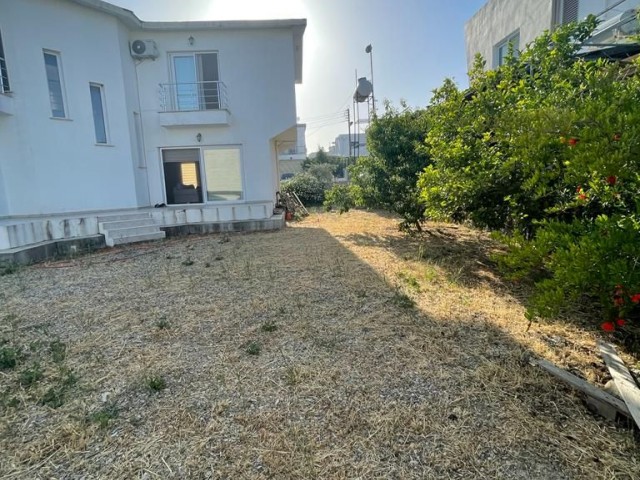 3+1 Detached Villa with Garden with Turkish Title for Sale in Kyrenia-Bosphorus- Area Available for Pool Construction ** 