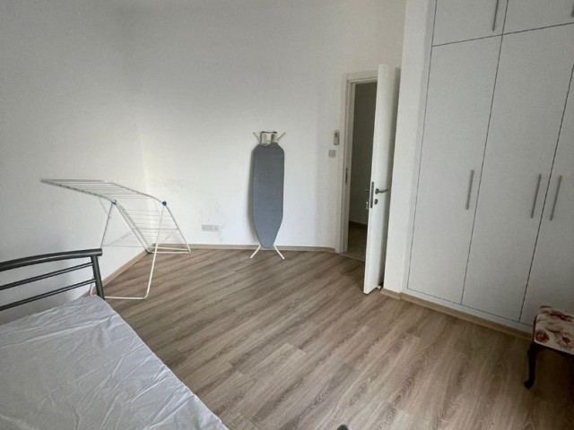 Lefkoşa Yenikent’te Zemin Kat Kiralık 2+1 Daire