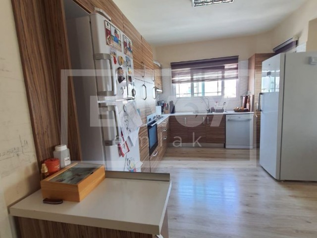 Köşklüçitflik is also an Apartment for Sale within Walking Distance of a Turkish Derebo! ** 