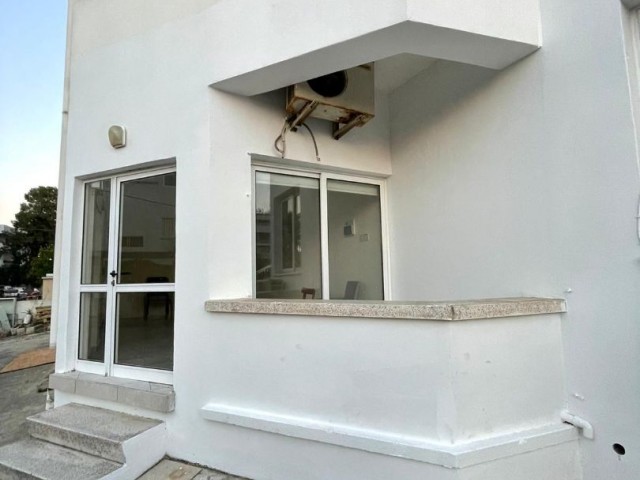 Office with Balcony for Rent in Marmara ** 