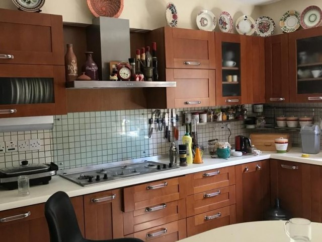 Herrliche Zentralheizung Kommerzielle Villa 5 + 2 Zu Vermieten In Ortaköy ** 