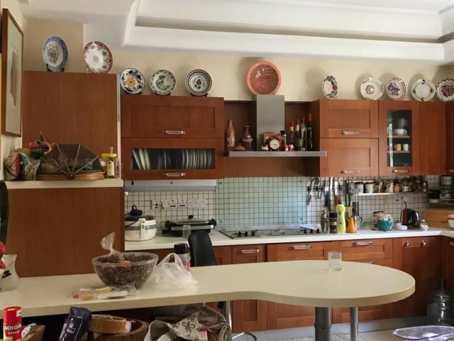 Ortaköy'de Muhteşem Merkezi Isıtmalı + Şömineli Lüx  Ticari Villa 5+2 Kiralık / Satılık