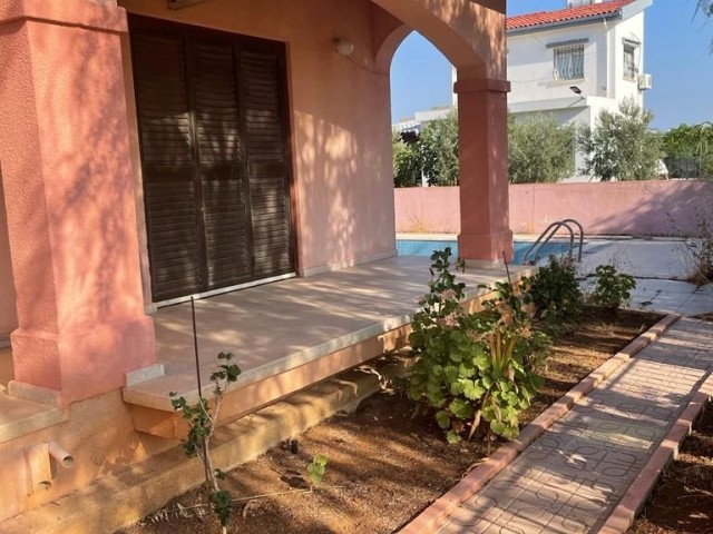 3+ 1 Detached Pool Villa in Long Beach- Walking Distance to the Sea ** 