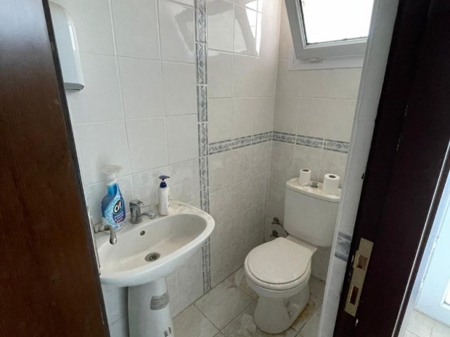 3+1 Office for Rent in Köşklüçiftlik ** 