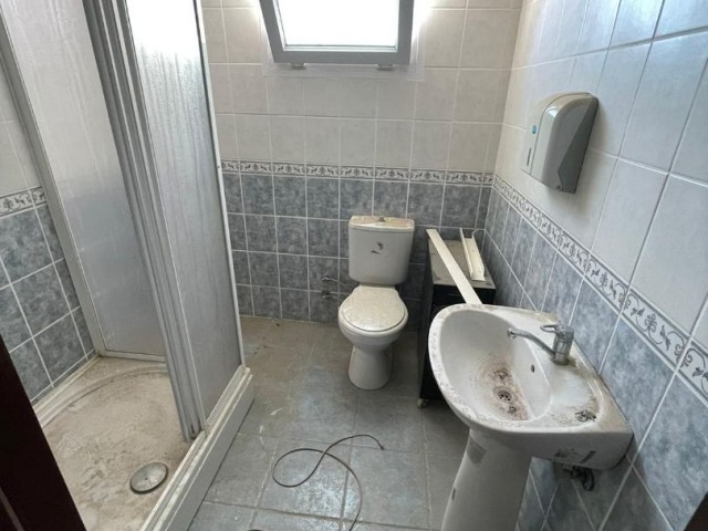 3+1 Office for Rent in Köşklüçiftlik ** 