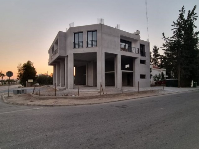 RENTAL SHOP ON THE MAIN ROAD IN GÖNYELI ** 